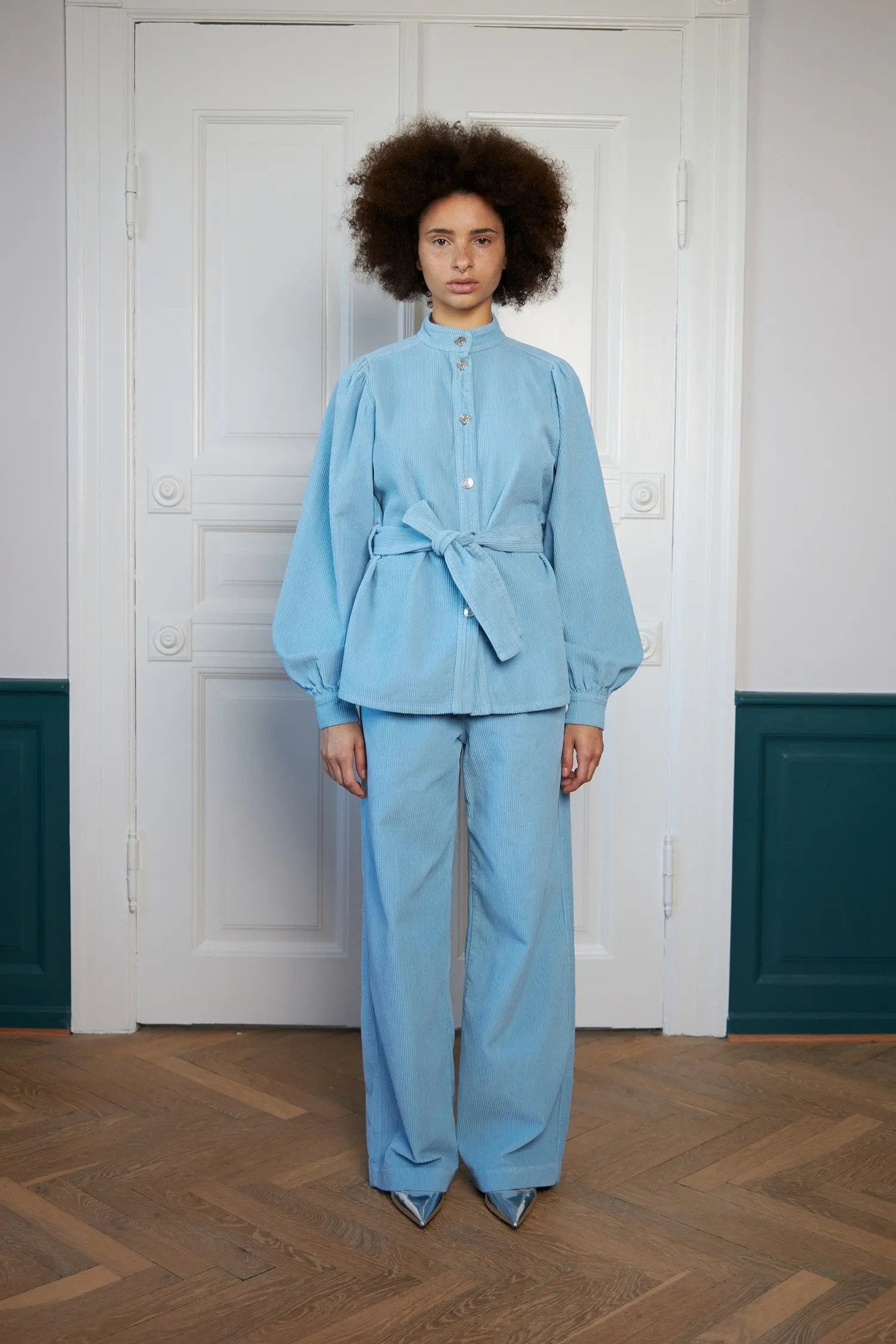 Stella Nova Corduroy shirt with belt Shirt 302 Light Blue