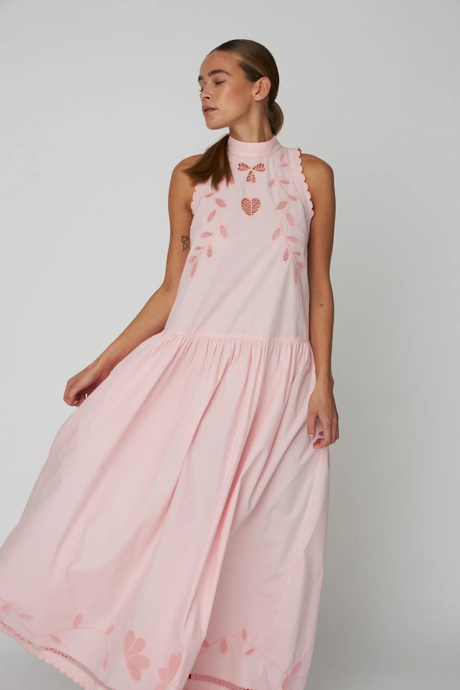 Stella Nova Embroidery Anglaise Sleeveless Maxi Dress Dress 465 Pink