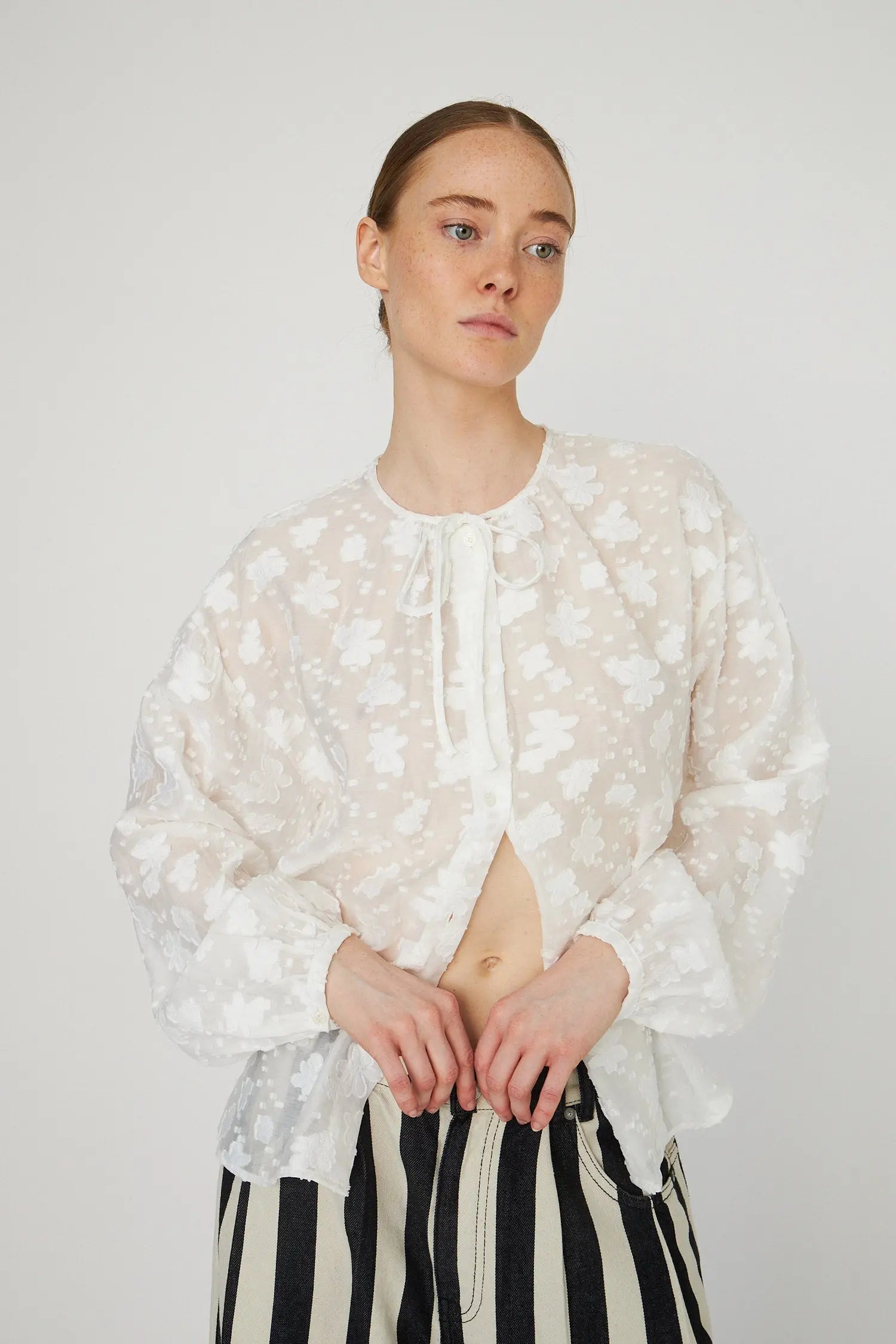 Stella Nova Flower Jacquard Loose Shirt Shirt 001 White