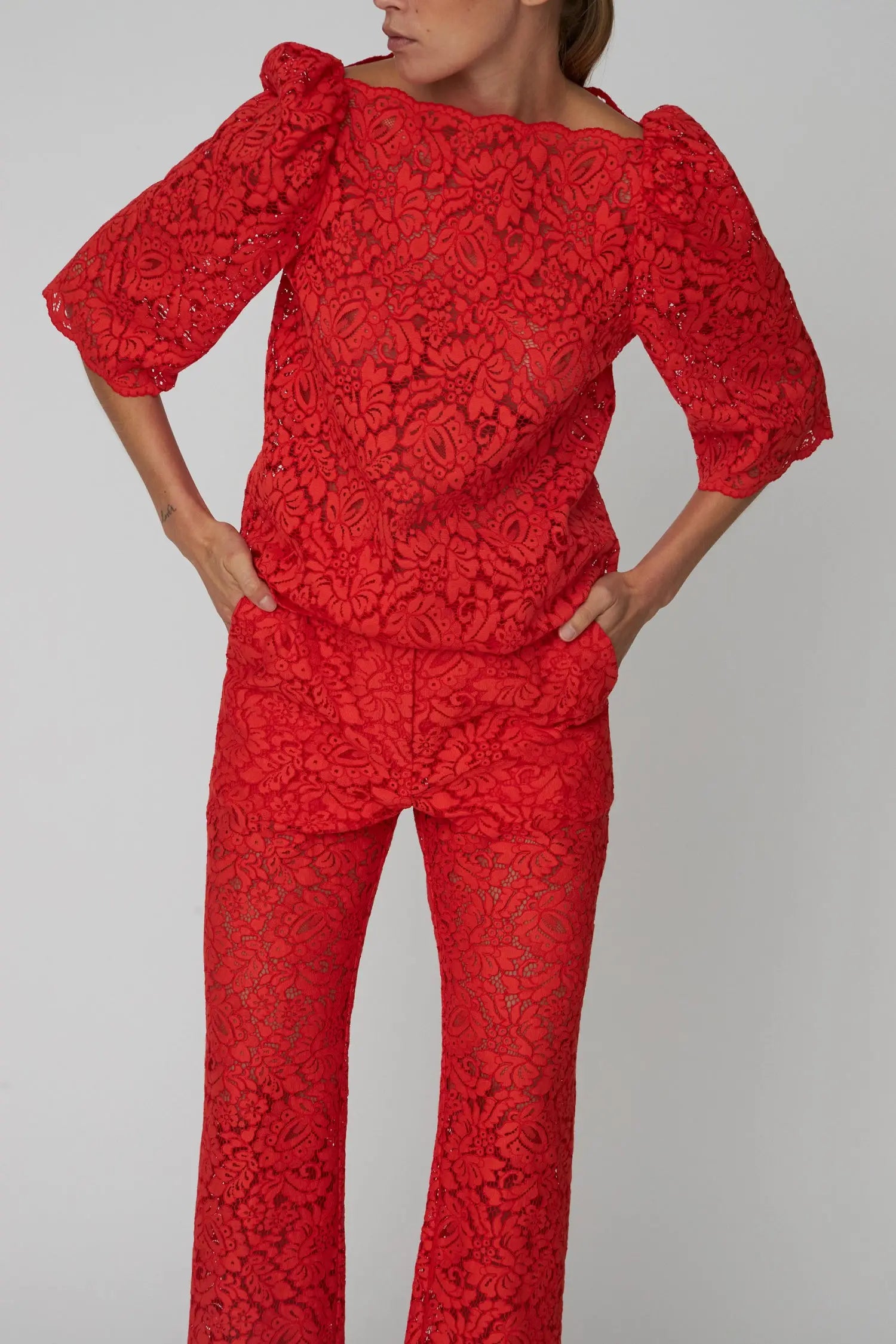 Stella Nova Heavy Lace Blouse Blouse 327 Red Lips