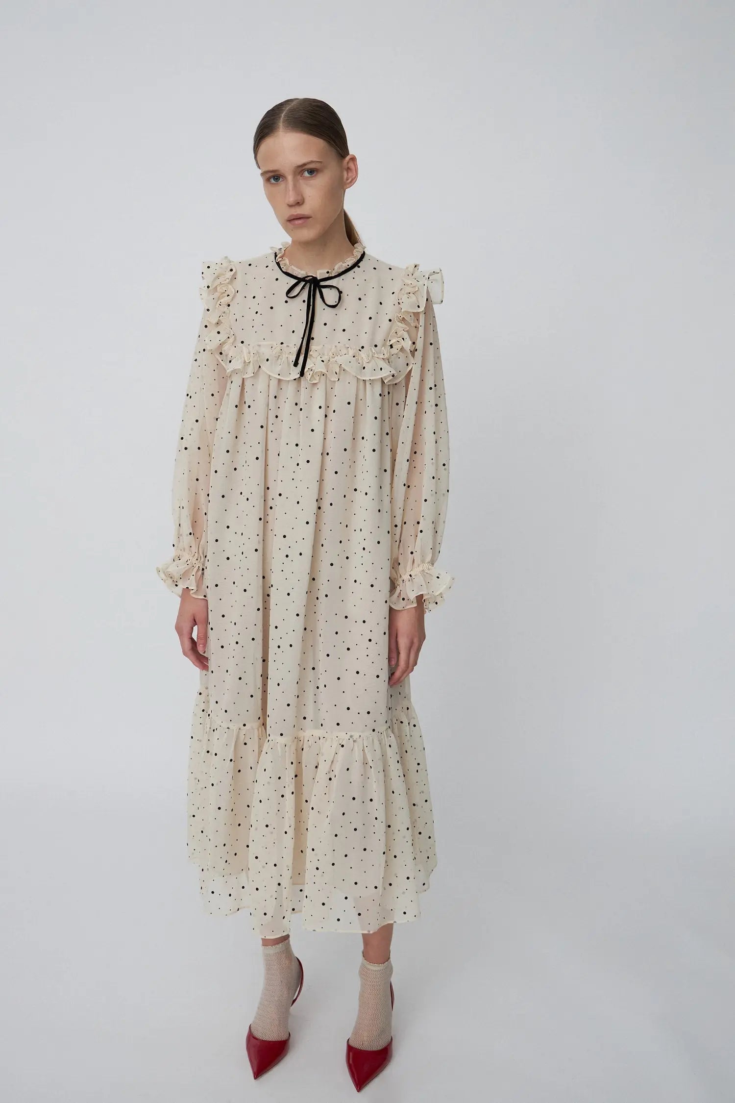 Stella Nova Midi Flock Printed Flounce Dress Dress 018 Creme/Black